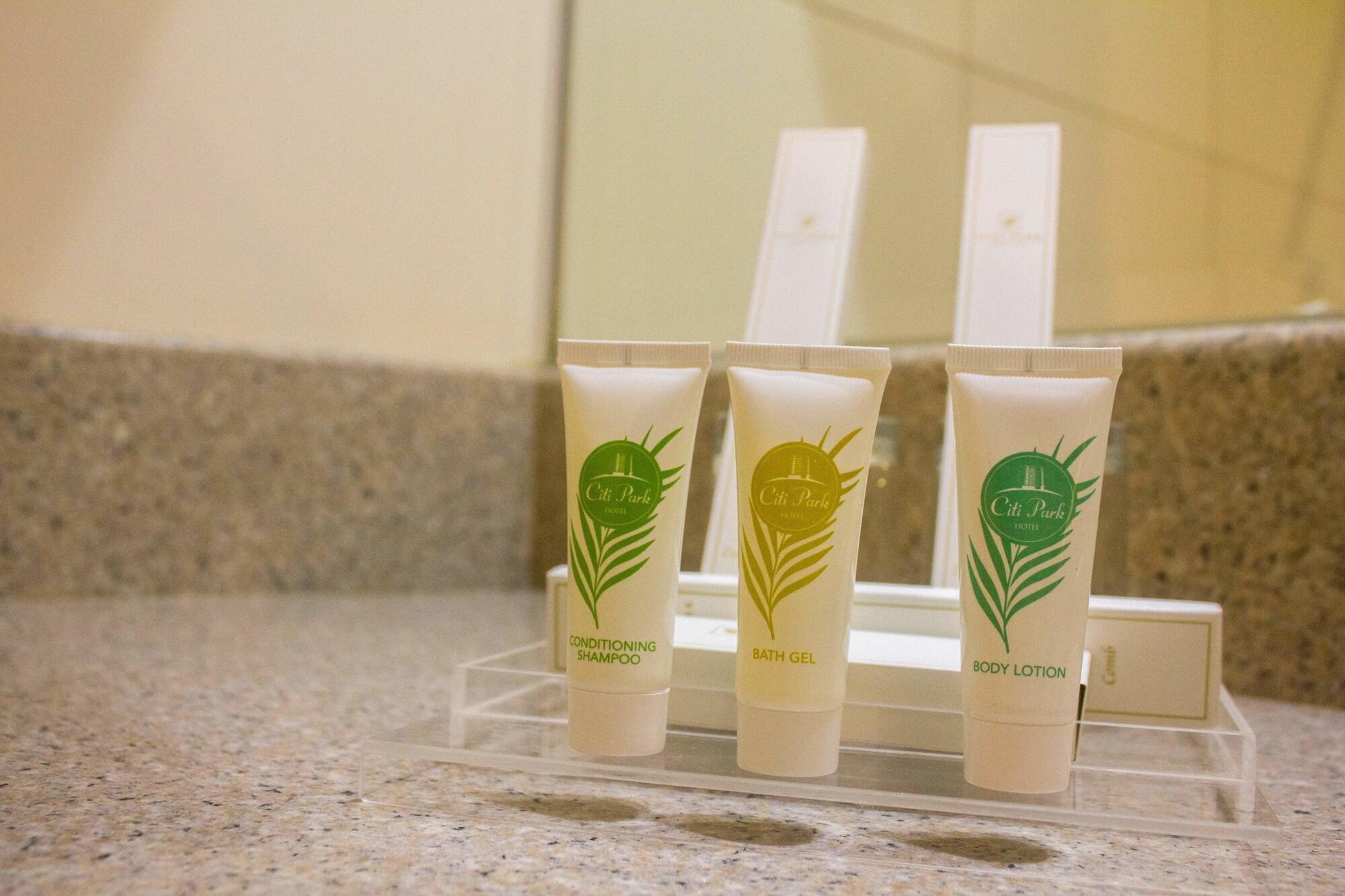 Citi Park Hotel Cebu Powered By Cocotel Buitenkant foto