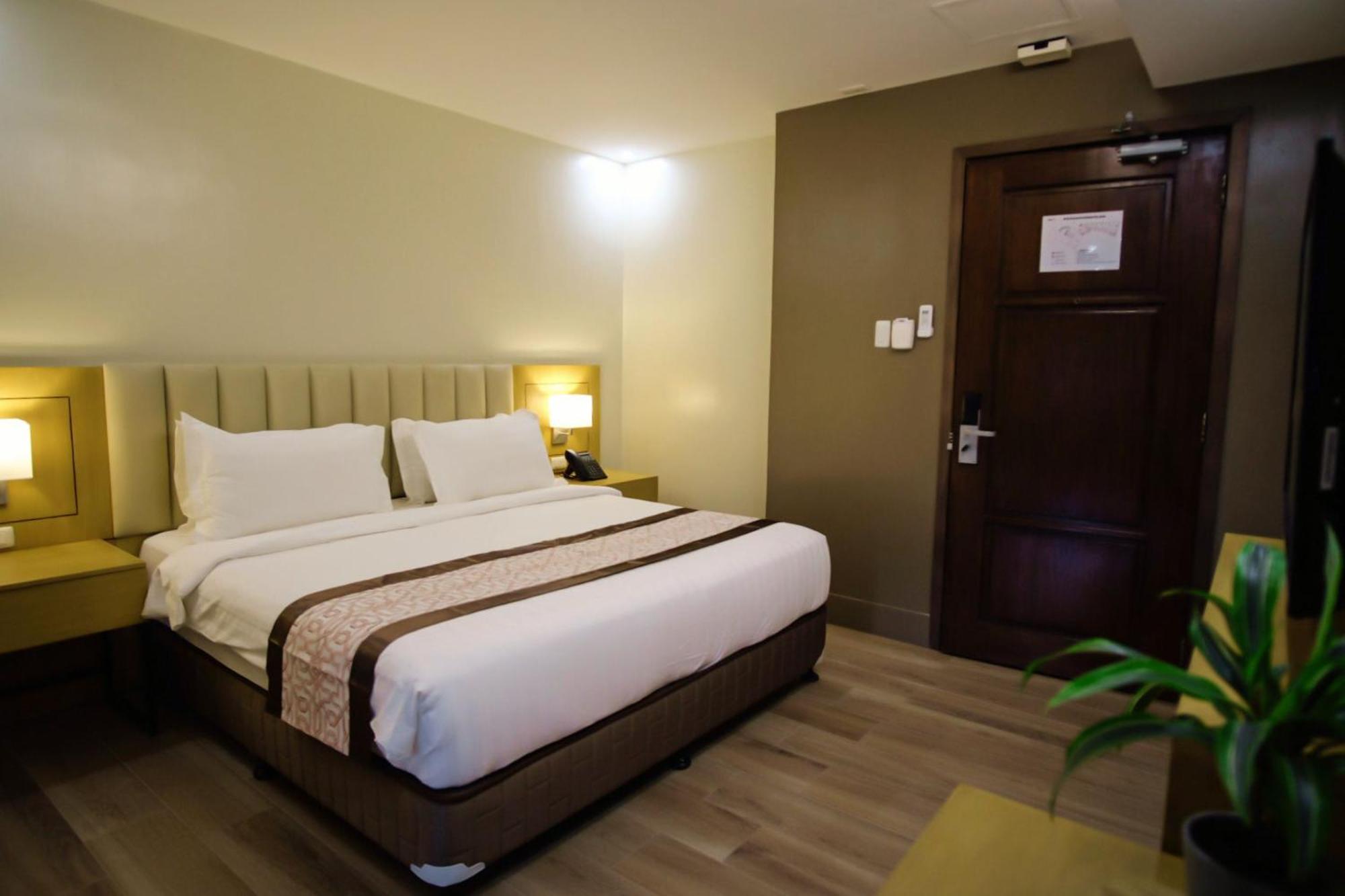 Citi Park Hotel Cebu Powered By Cocotel Buitenkant foto