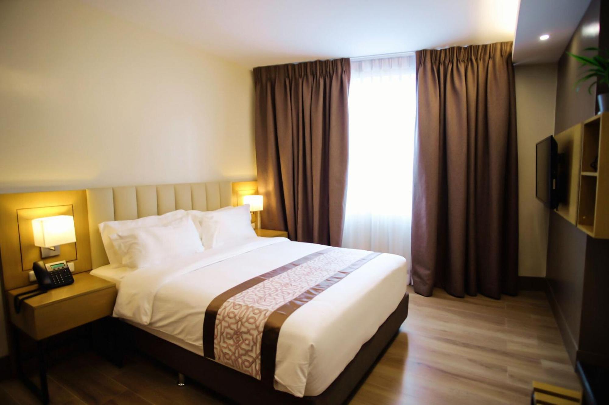 Citi Park Hotel Cebu Powered By Cocotel Buitenkant foto